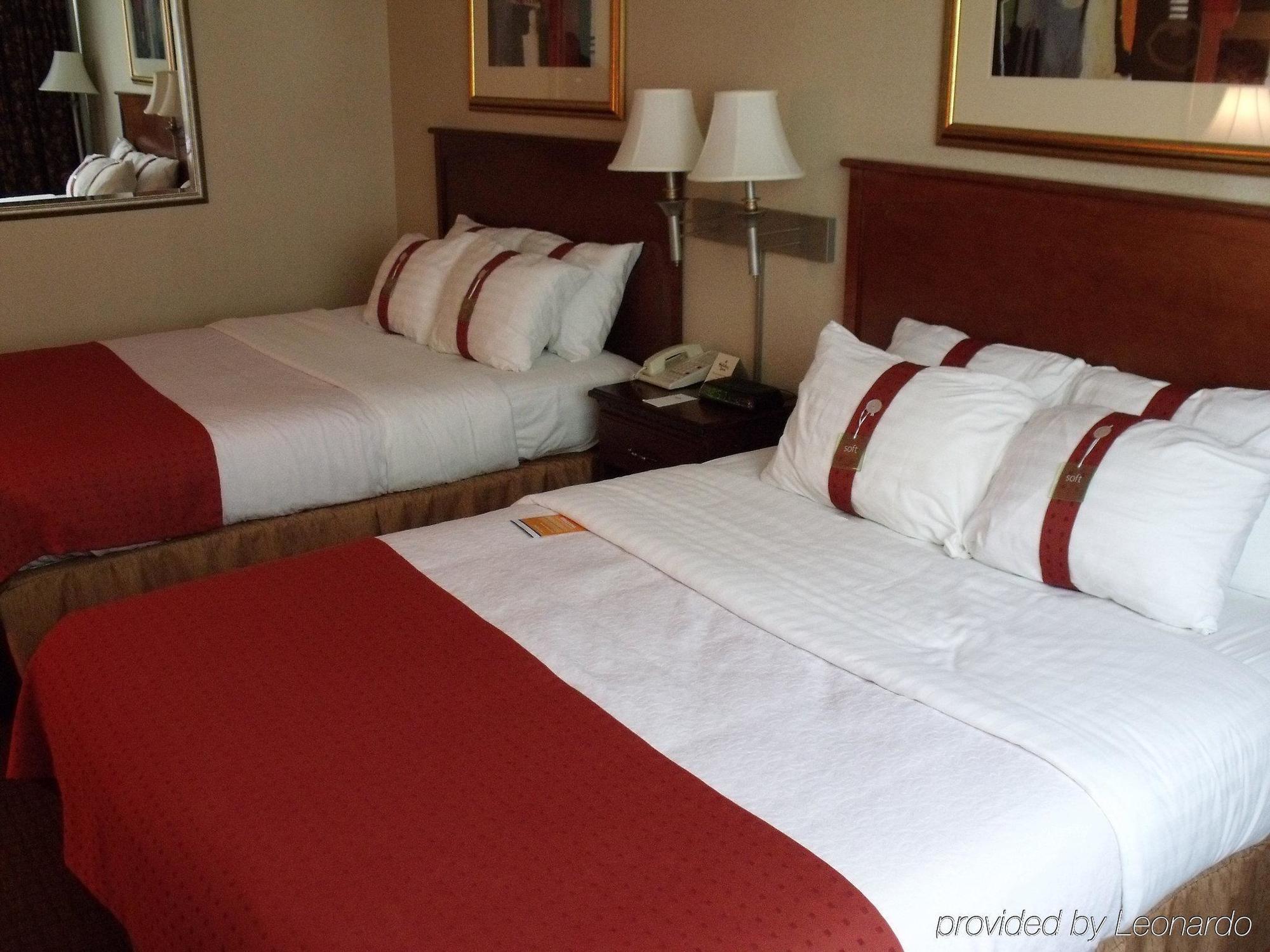 Hotel Days By Wyndham Warren